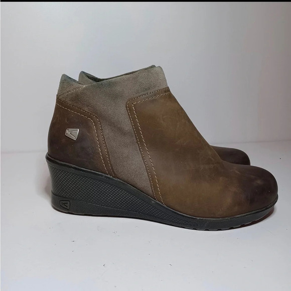 Keen Women Boot Wedge Zip Size 9.5 Brown Ankle Chukka Bootie (106 Box 13) - Picture 1 of 9